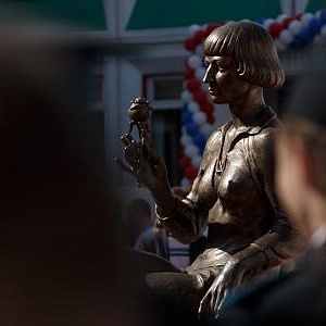 UNVEILING OF THE MONUMENT TO MARINA TSVETAEVA IN MOSCOW 